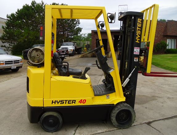 An available Hyster forklift at Advantage Material Handling.